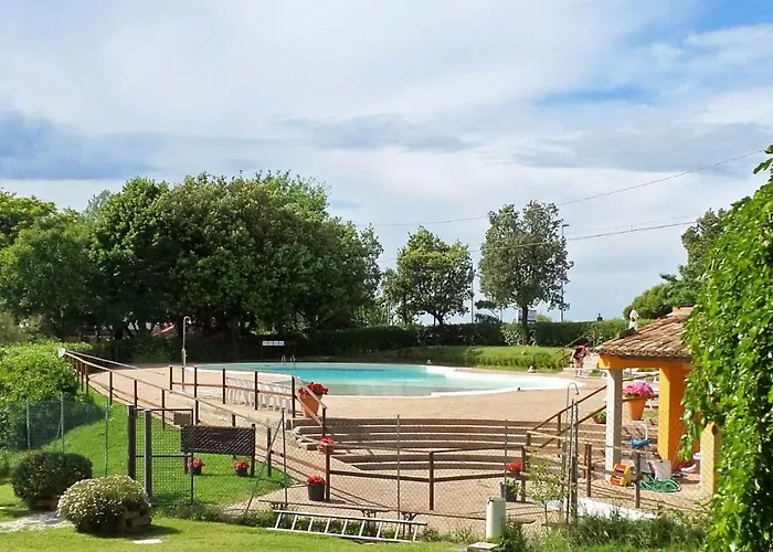 Paradiso Πέζαρο